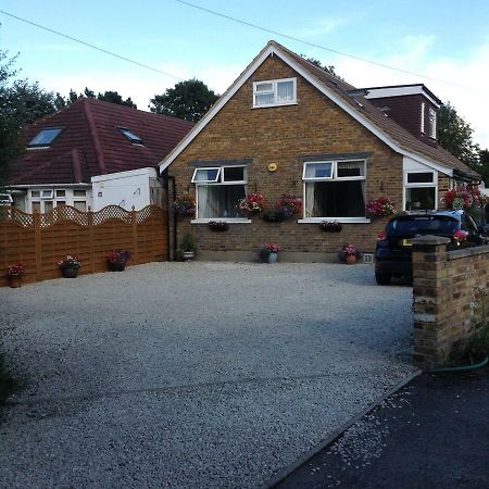 Number Forty One Bed & Breakfast Hillingdon Dış mekan fotoğraf